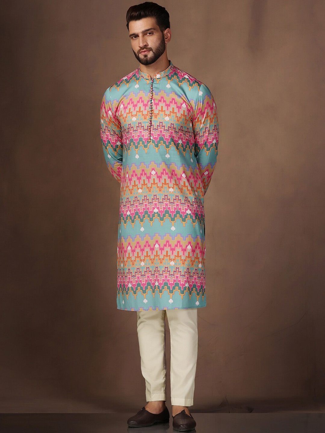 

KISAH Geometric Printed Regular Kurta with Trousers, Blue