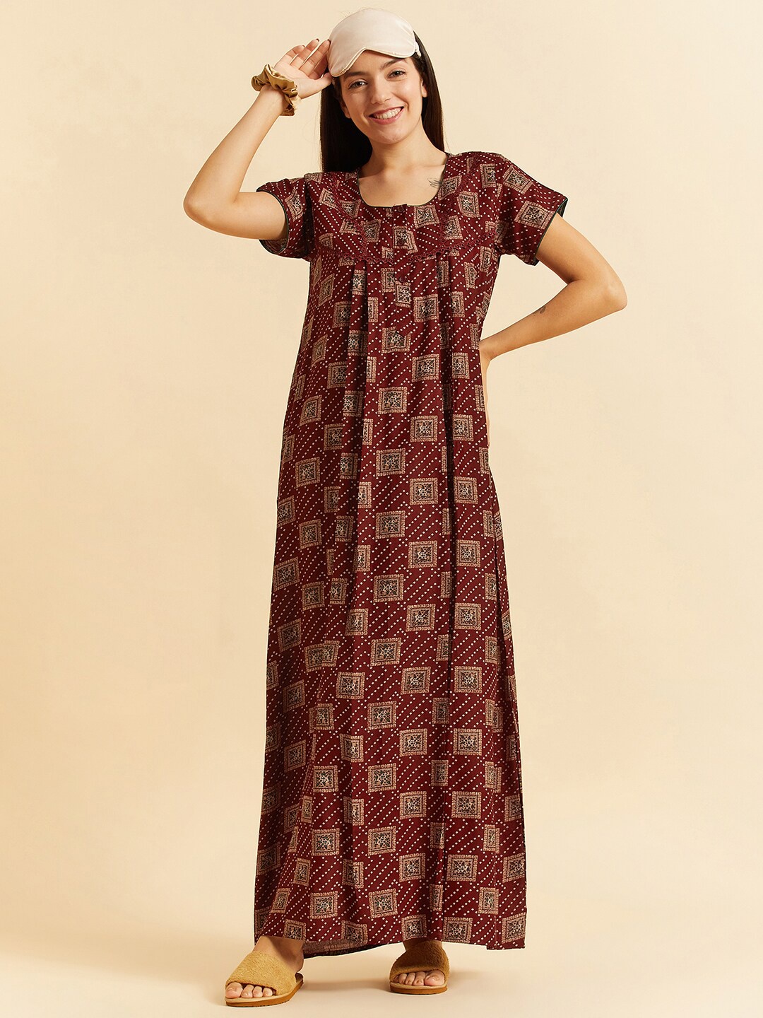 

Sweet Dreams Maroon Ethnic Motifs Printed Pure Cotton Maxi Nightdress