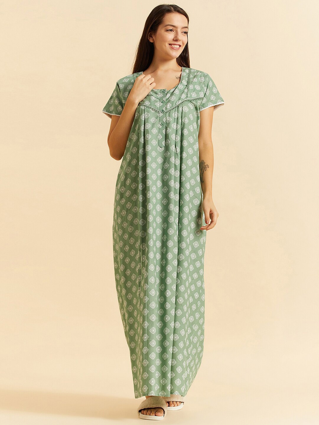 

Sweet Dreams Green Ethnic Motifs Printed Pure Cotton Maxi Nightdress