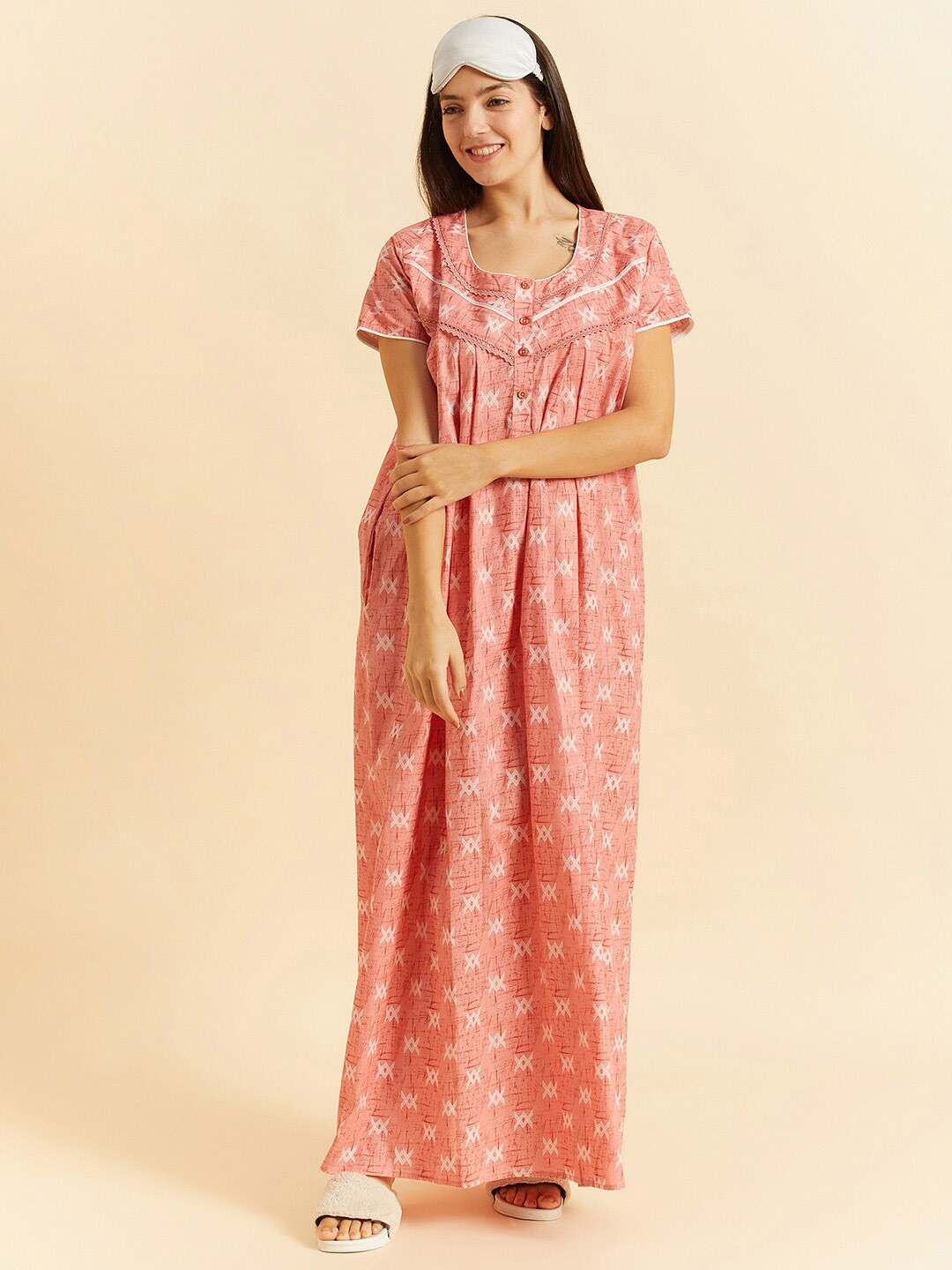 

Sweet Dreams Peach Geometric Printed Pure Cotton Nightdress