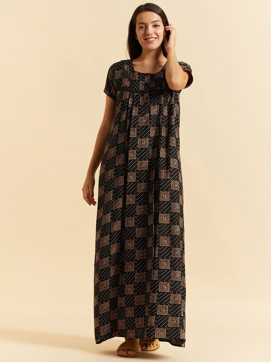 

Sweet Dreams Black Ethnic Motifs Printed Pure Cotton Maxi Nightdress