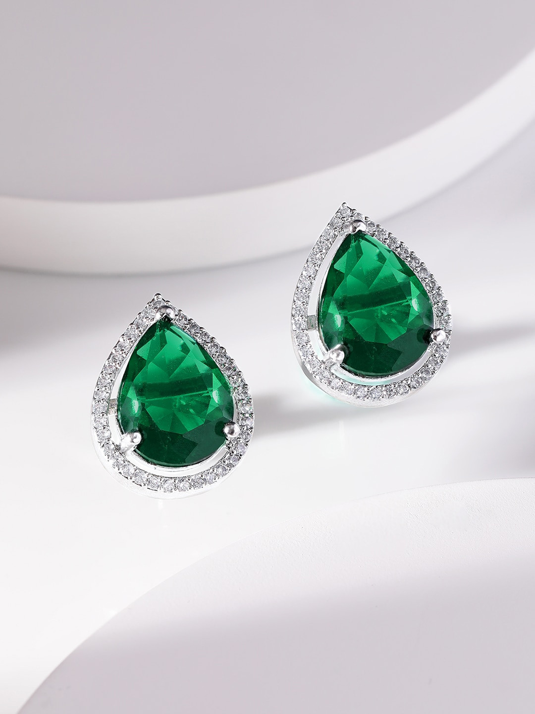 

Rubans Rhodium-Plated Leaf Shaped Studs Earrings, Green
