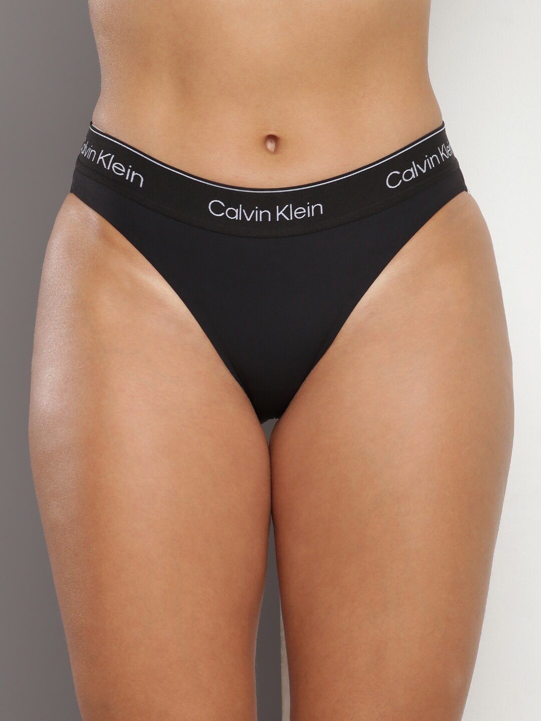 

Calvin Klein Women Mid-Rise Bikini Briefs, Black