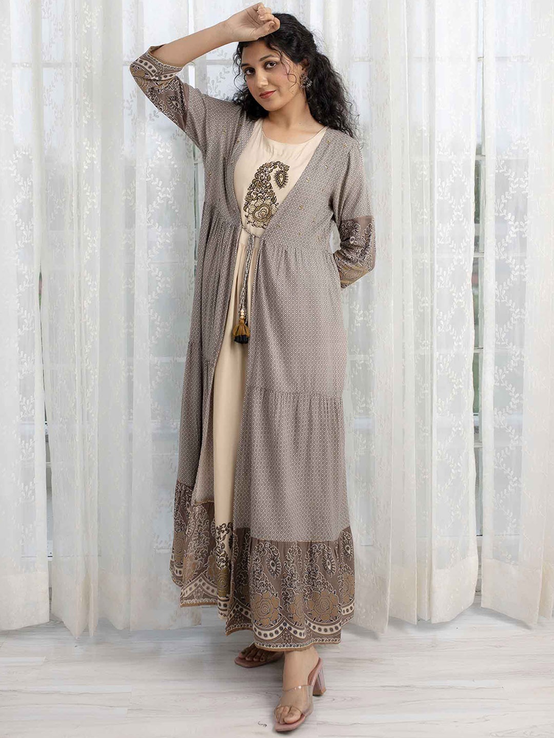

KALINI Ethnic Motifs Printed Fit & Flare Ethnic Dress With Shrug, Cream