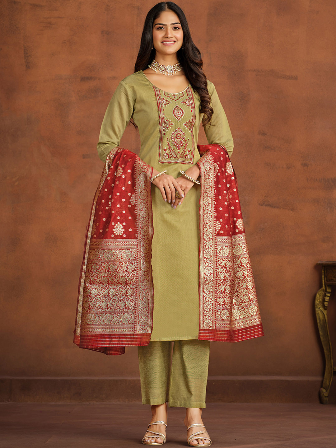 

Ishin Ethnic Motifs Yoke Design Thread Work Straight Kurta & Trousers With Dupatta, Green
