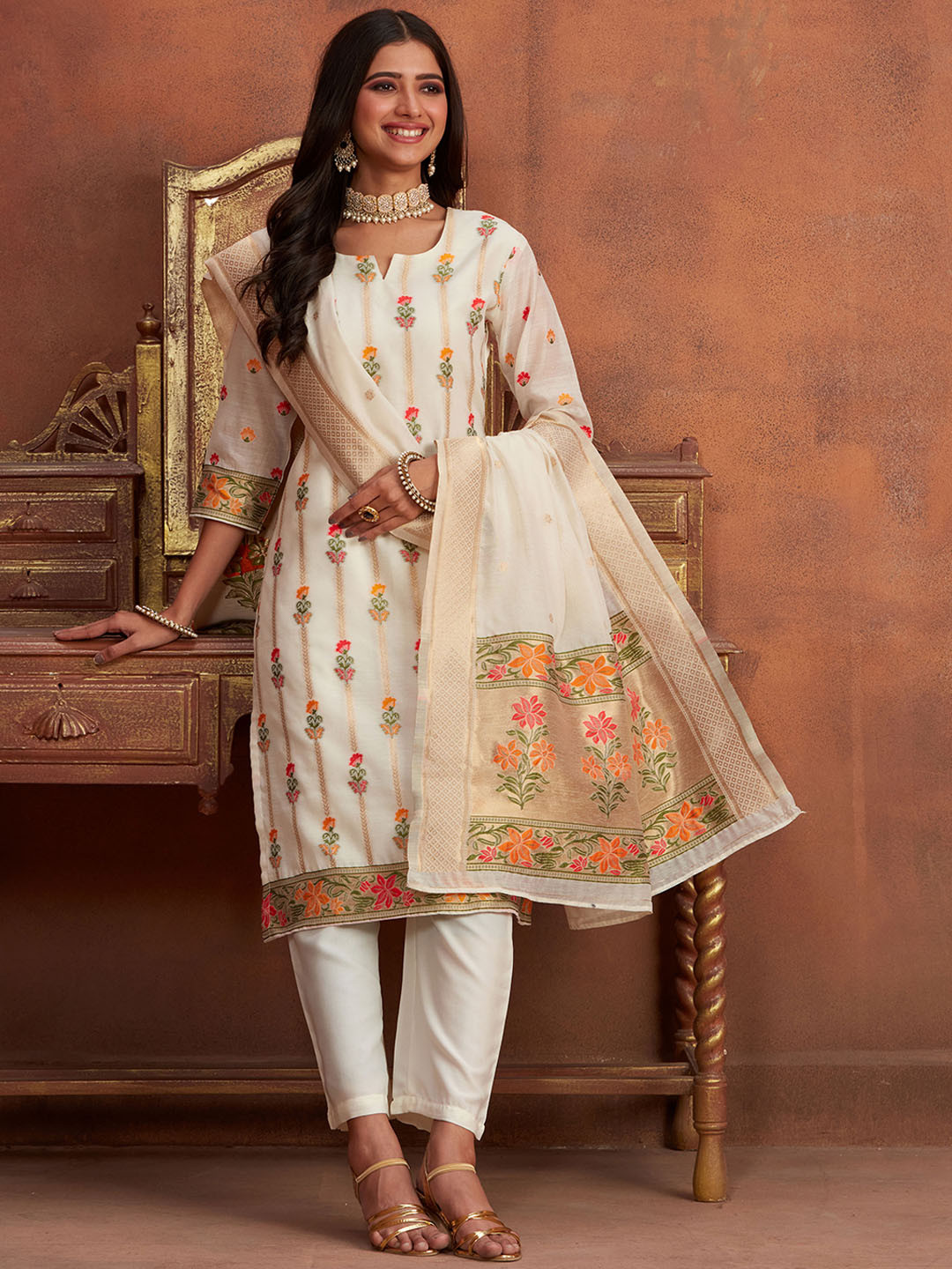 

Ishin Off White Floral Woven Design Regular Kurta with Trousers & Dupatta