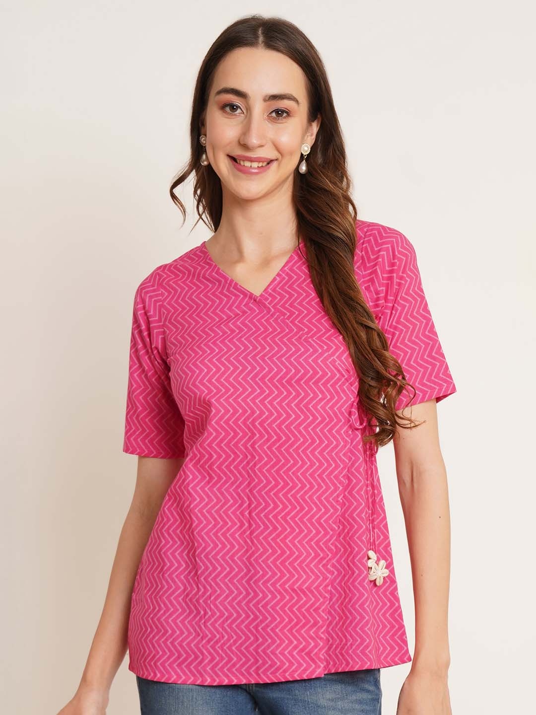 

COTLAND FASHION Geometric Printed V-Neck Tie-Ups Detail Pure Cotton Top, Pink