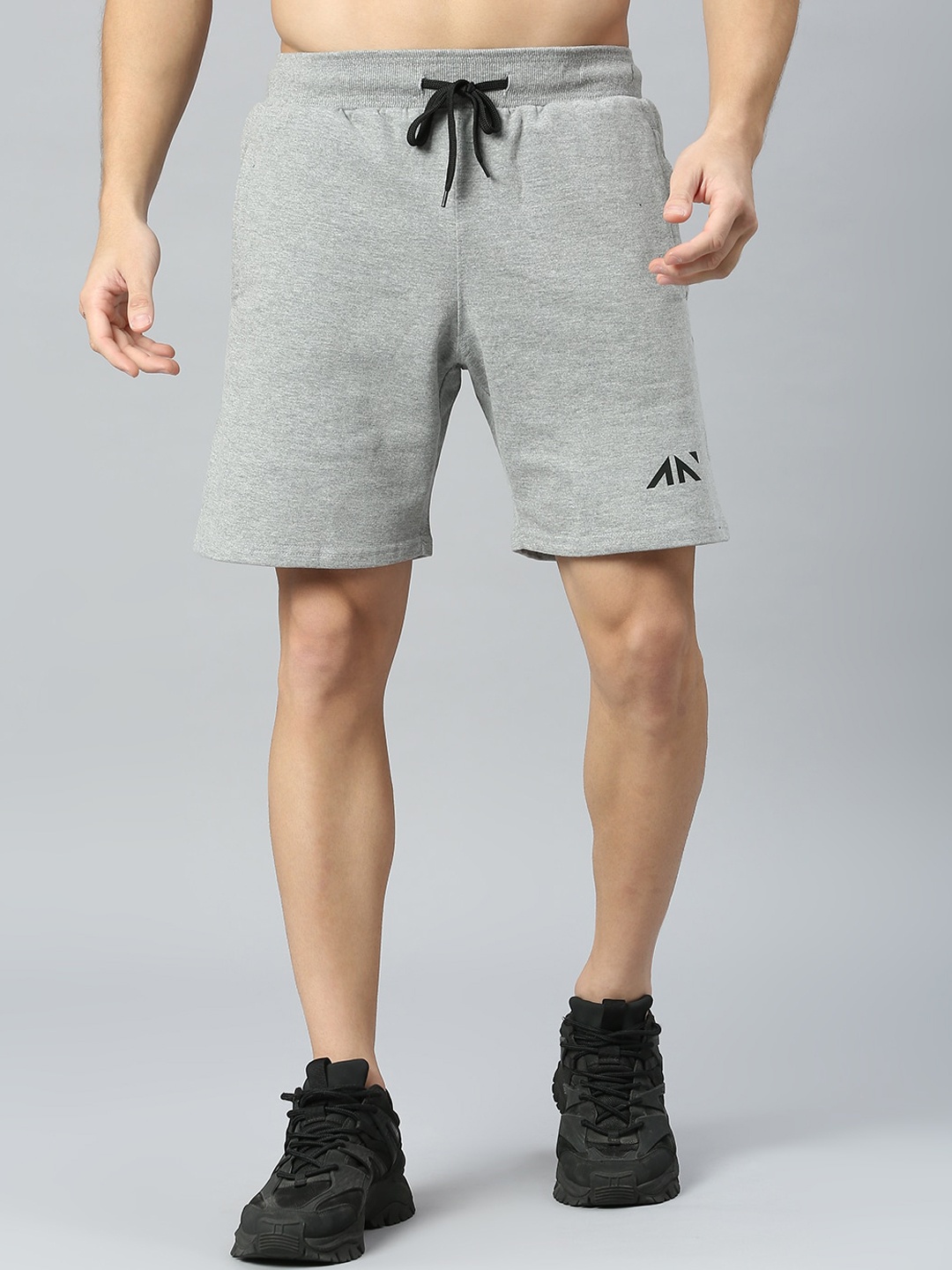 

AESTHETIC NATION Men Mid-Rise Training or Gym Sports Shorts, Grey