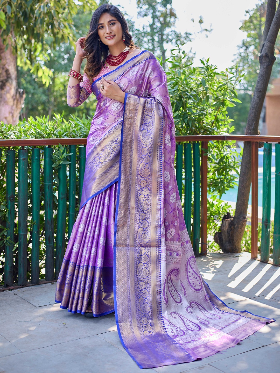 

Mitera Lavender & Blue Ethnic Motif Woven Design Zari Kanjeevaram Saree