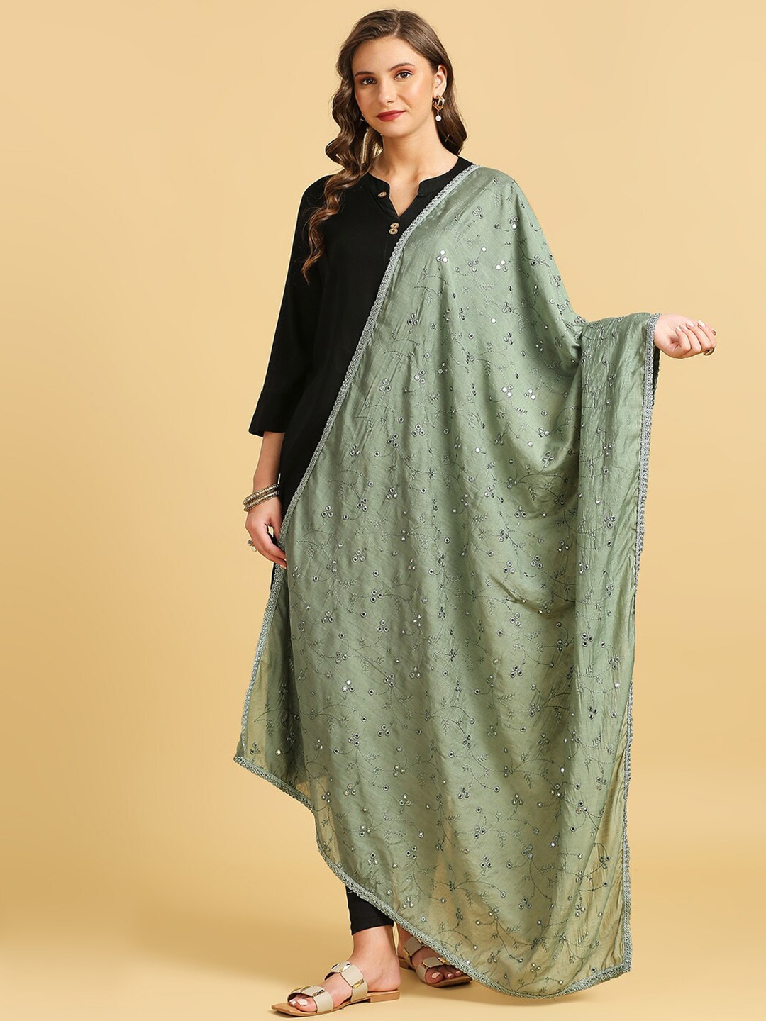 Dupatta Bazaar Floral Embroidered Pure Cotton Dupatta With Mirror Work, Green
