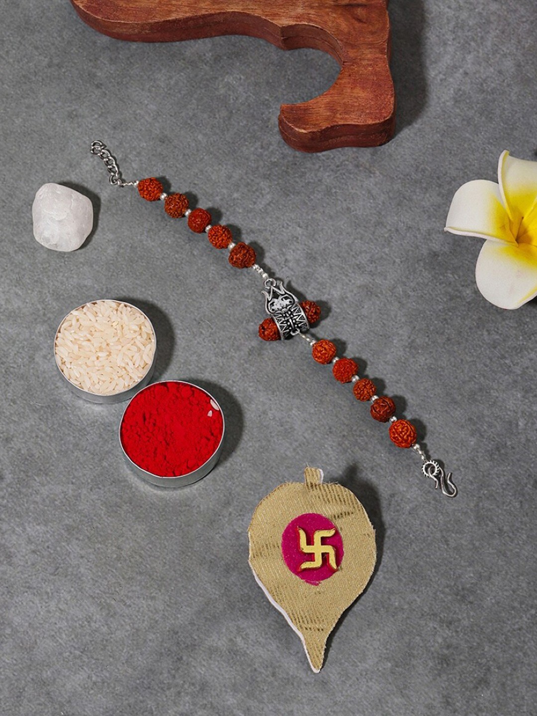 

EL REGALO Wood Rudraksha Link Bracelet, Brown