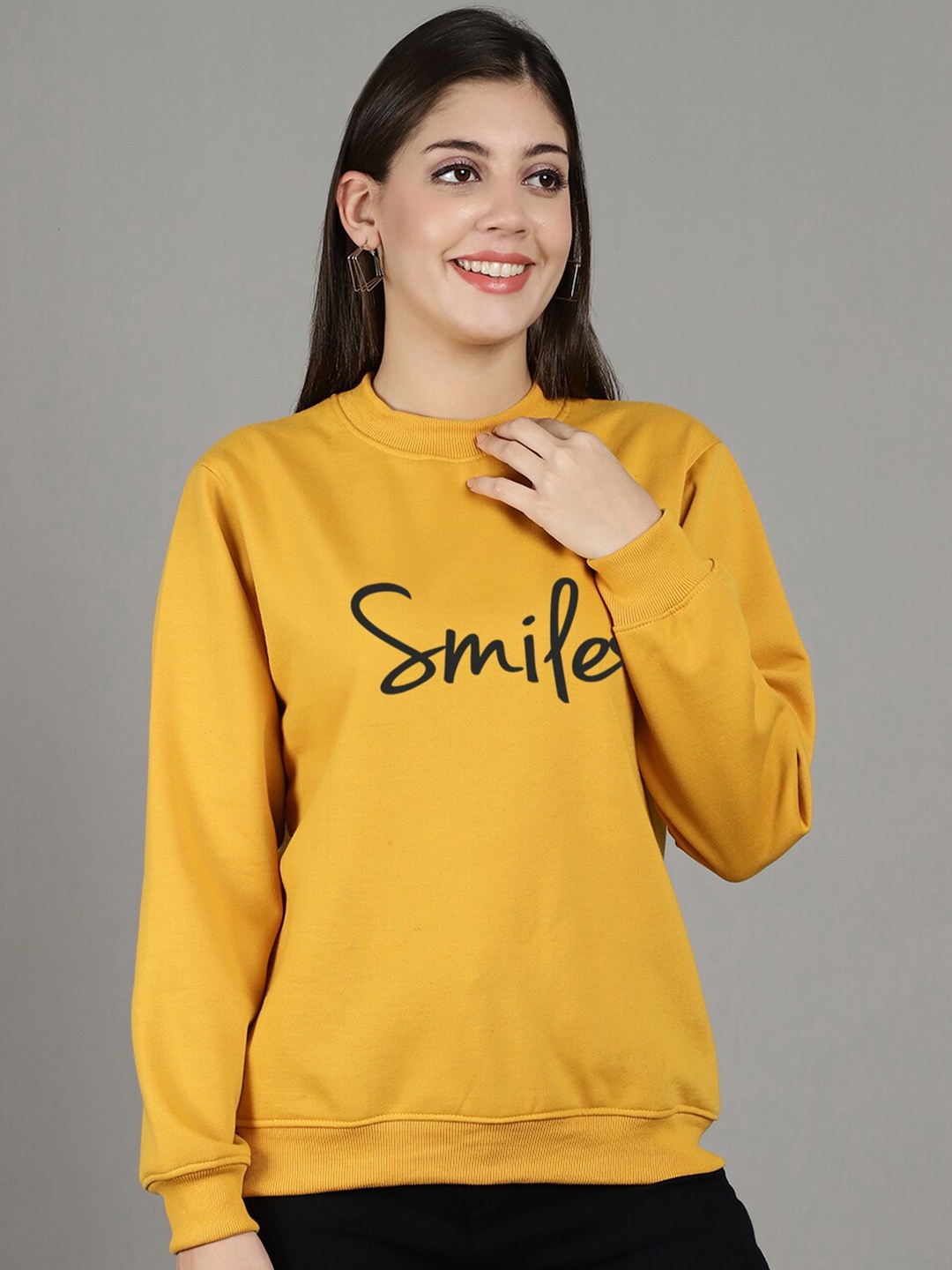 

GRACIT Typography Printed Fleece Pullover, Yellow