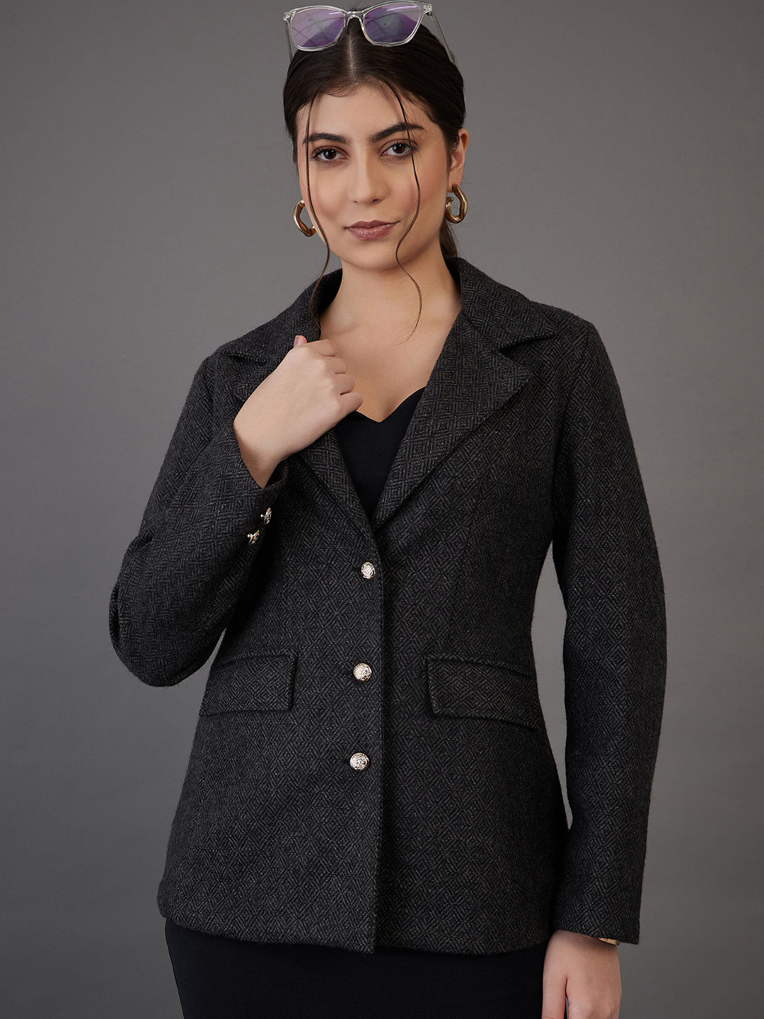 

SASSAFRAS worklyf Grey Self Design Single Breasted Formal Blazer