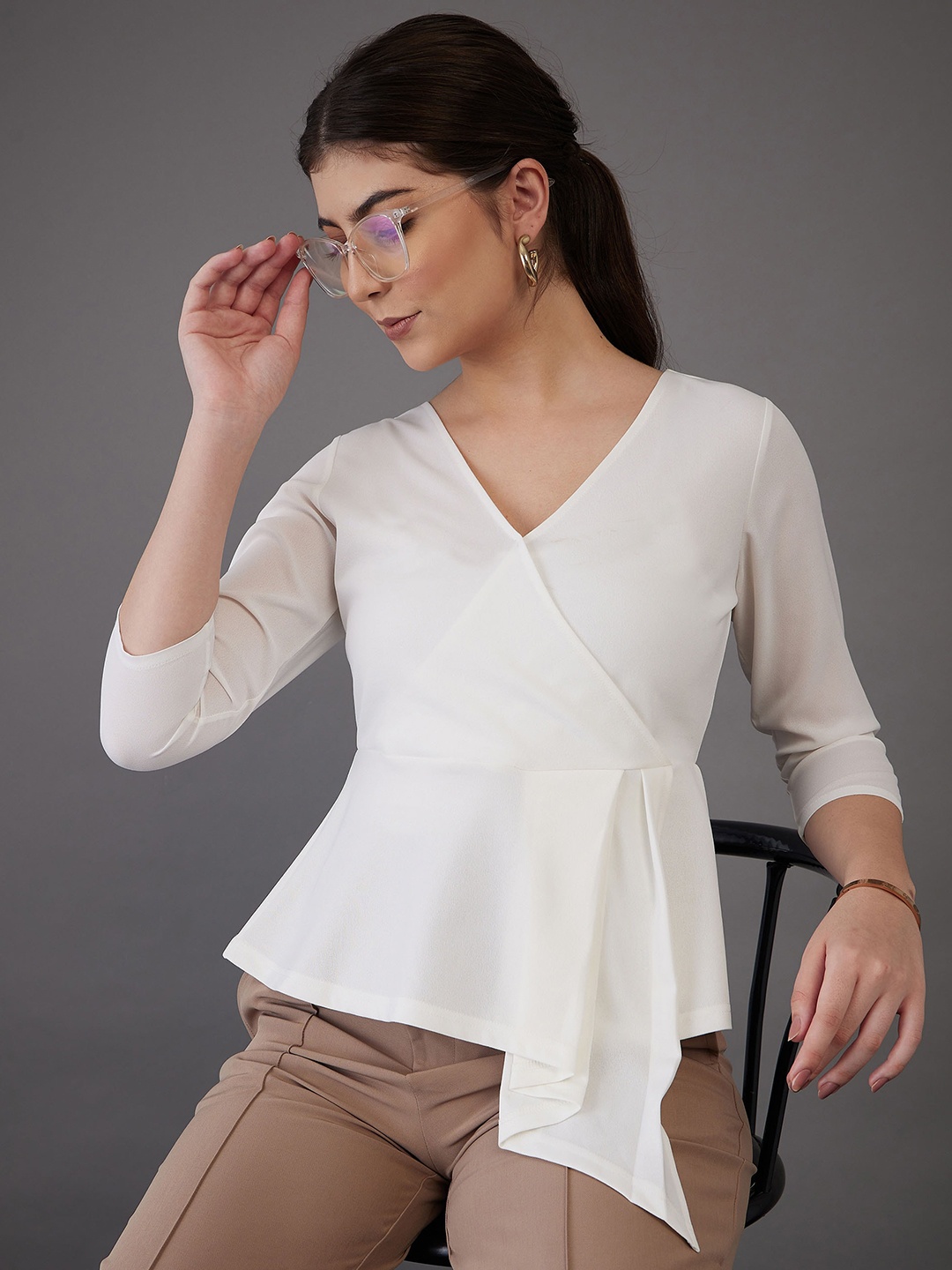

SASSAFRAS worklyf V-Neck Gathered Wrap Top, White