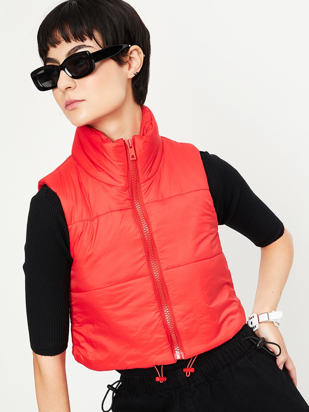 

max Mock Collar Crop Padded Jacket, Red