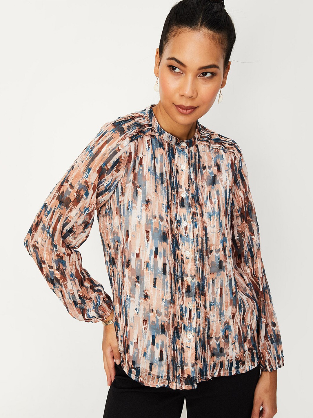 

max Abstract Printed Band Collar Shirt Style Top, Peach