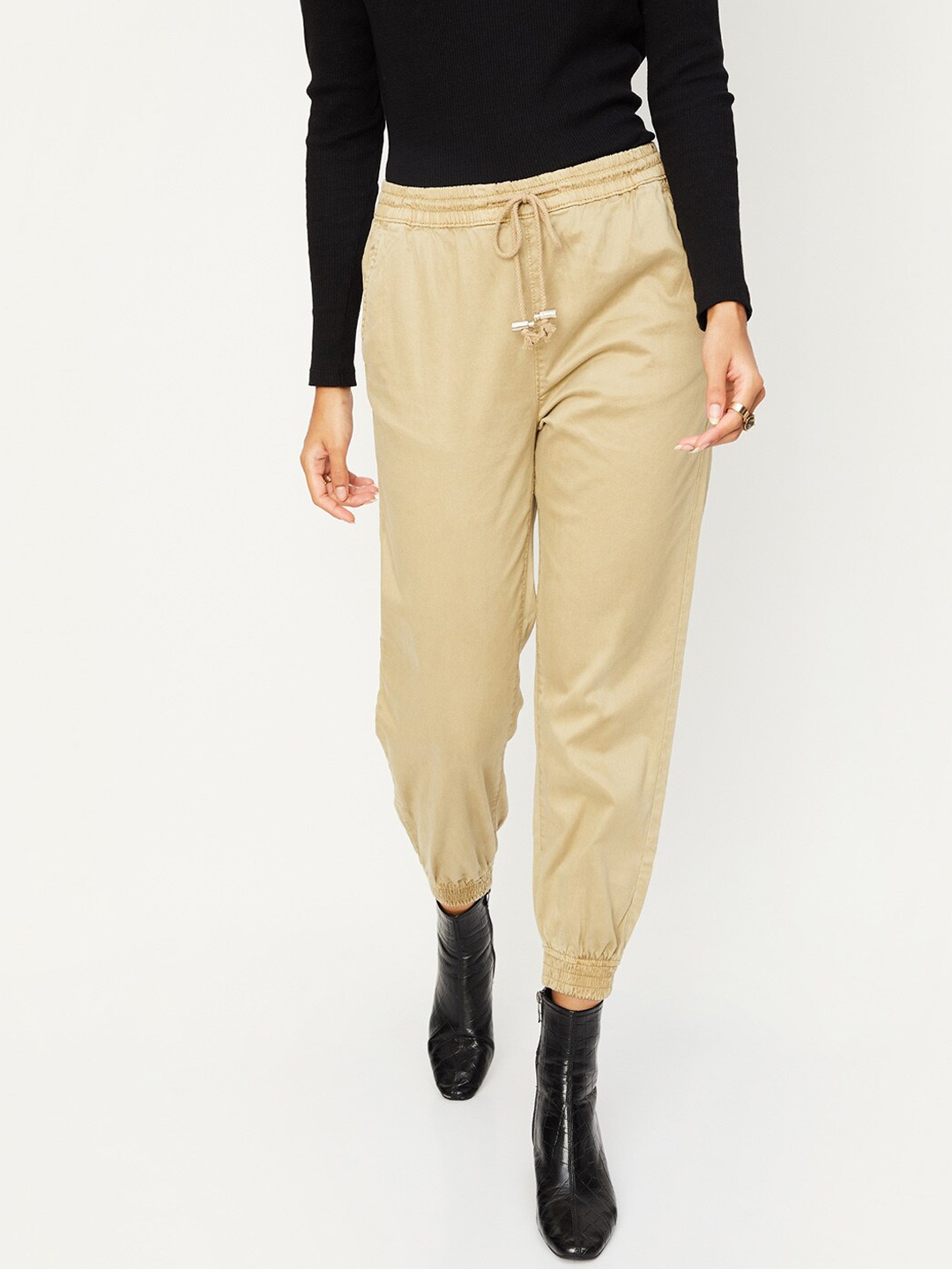 

max Women Mid-Rise Cropped Joggers, Brown