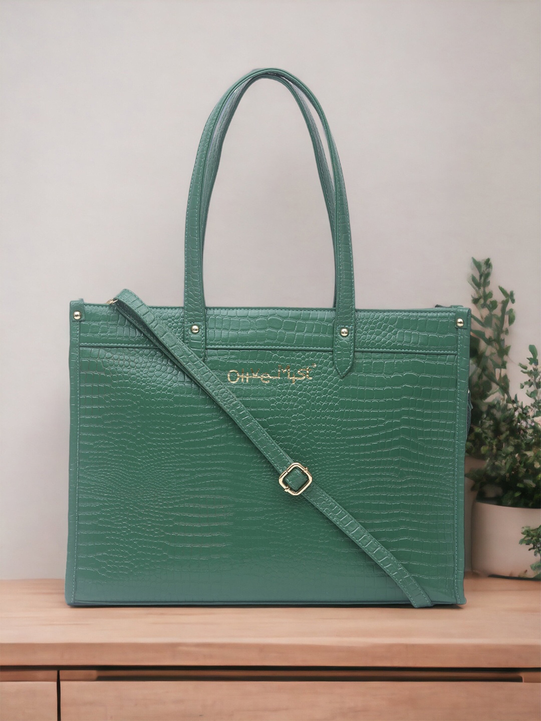 

OLIVE MIST Women Textured Leather 16 Inch Laptop Bag, Green