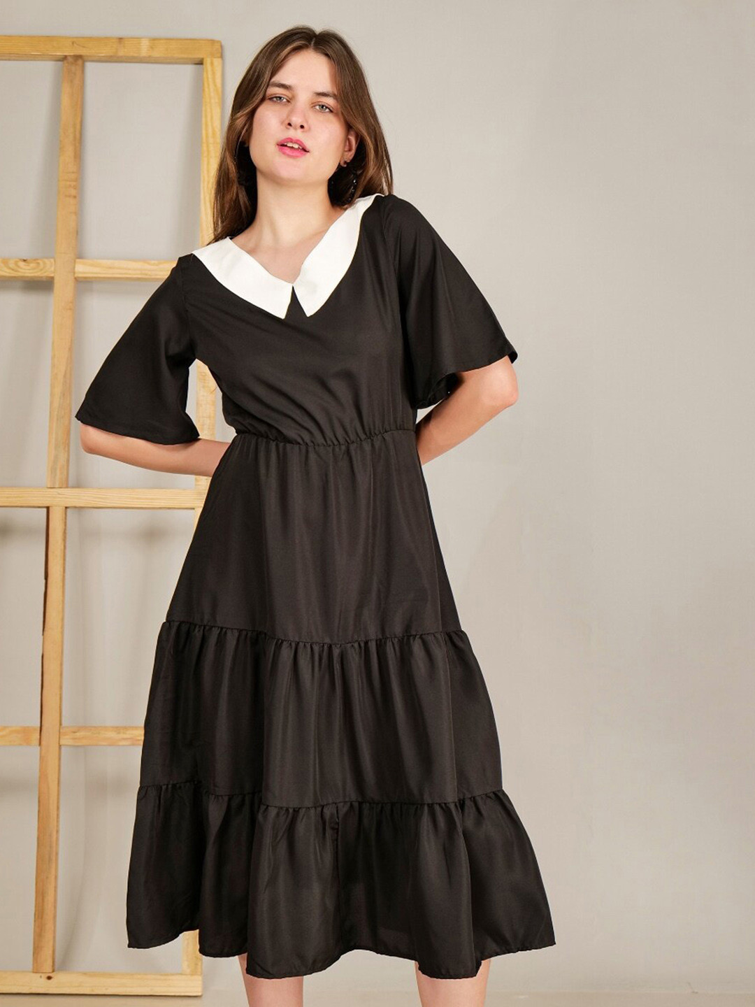 

THE BLACK LOVER Above The Keyboard Collar Flared Sleeve Georgette Tiered Fit & Flare Dress
