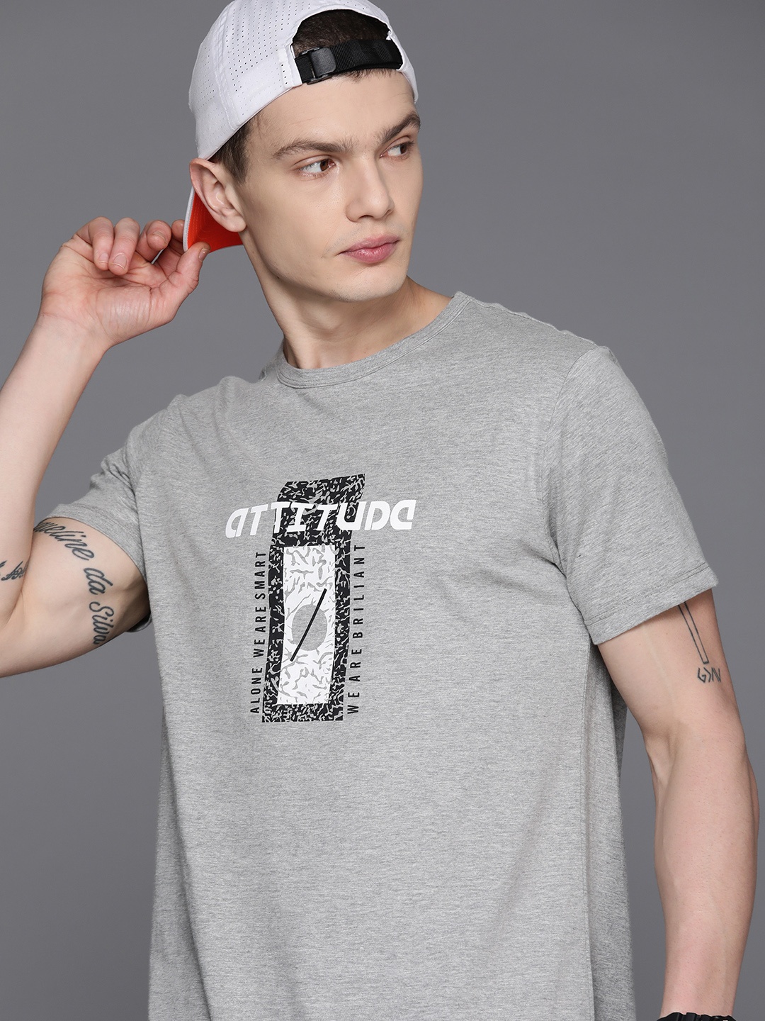 

HRX by Hrithik Roshan Men Graphic Printed Regular Fit T-shirt, Grey