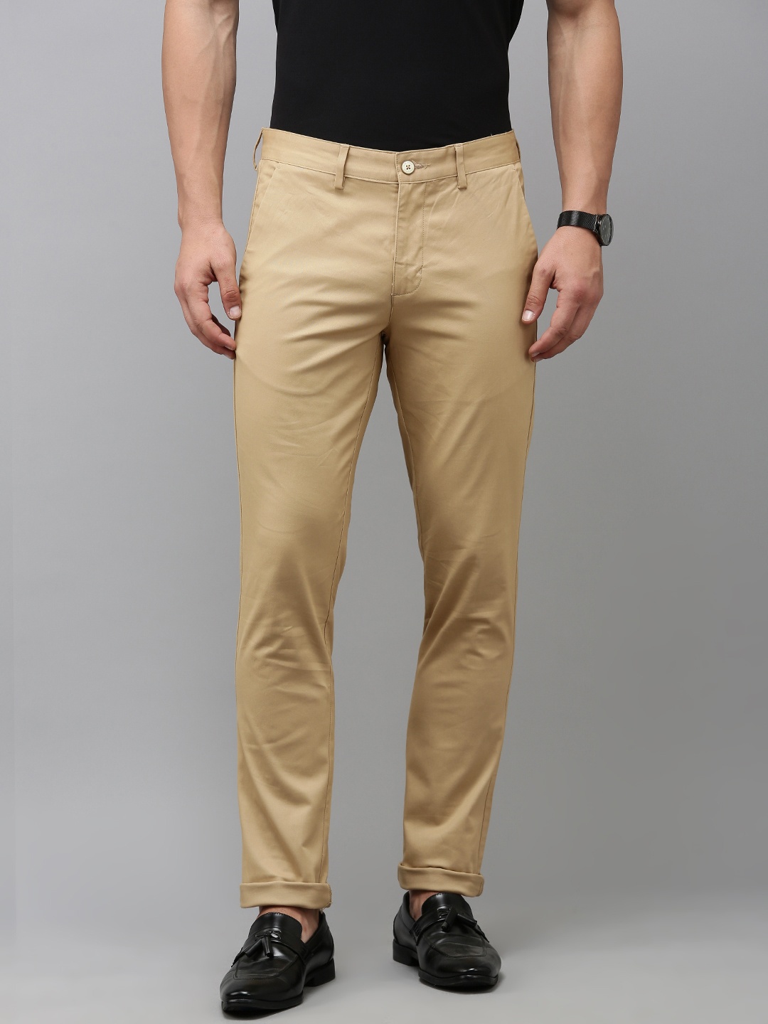 

Park Avenue Men Solid Regular Fit Mid-Rise Plain Woven Flat-Front Chinos, Khaki