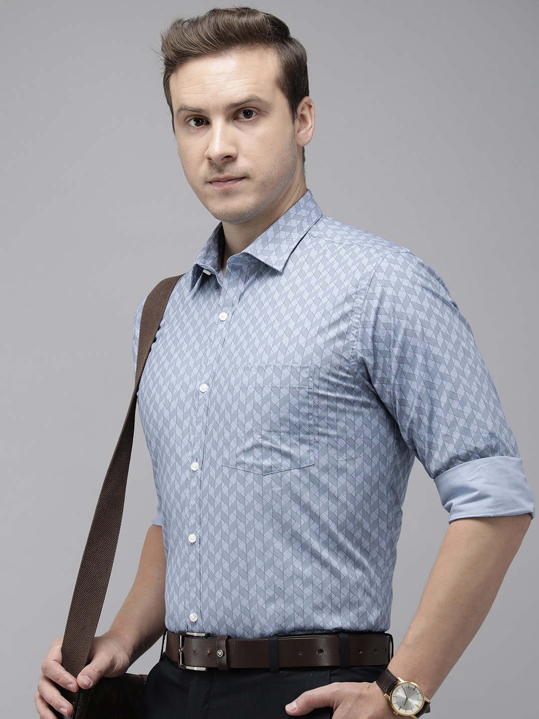 

Park Avenue Pure Cotton Slim Fit Opaque Printed Formal Shirt, Blue
