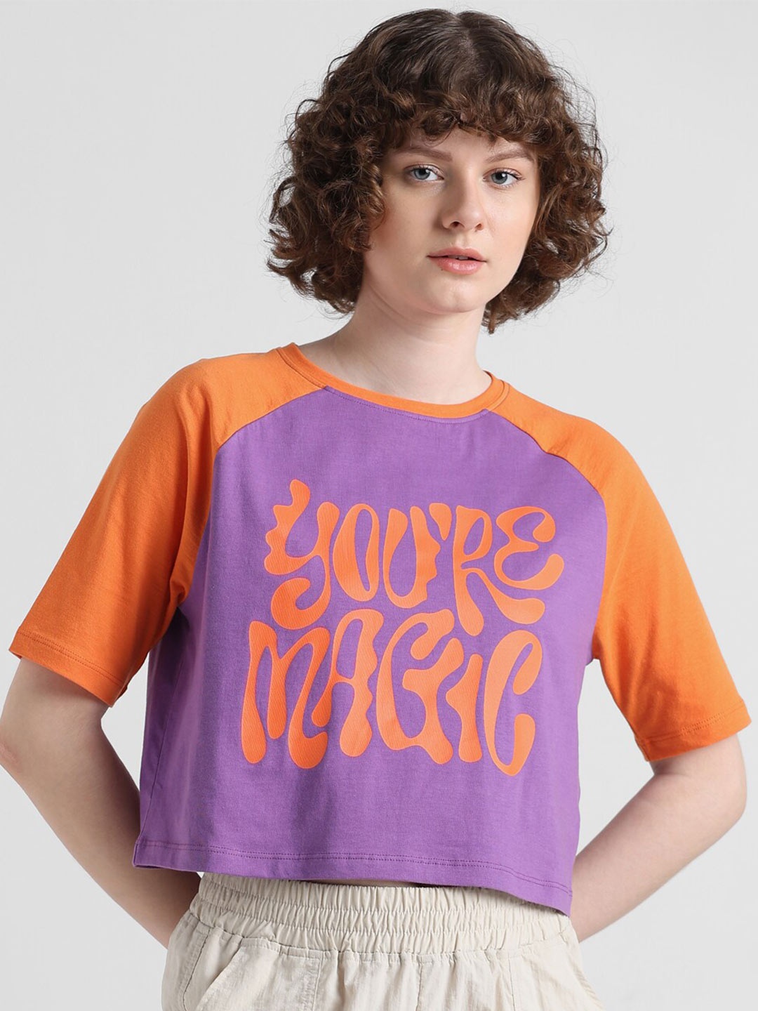 

ONLY Typography Printed Raglan Sleeves Crop Pure Cotton T-shirt, Purple
