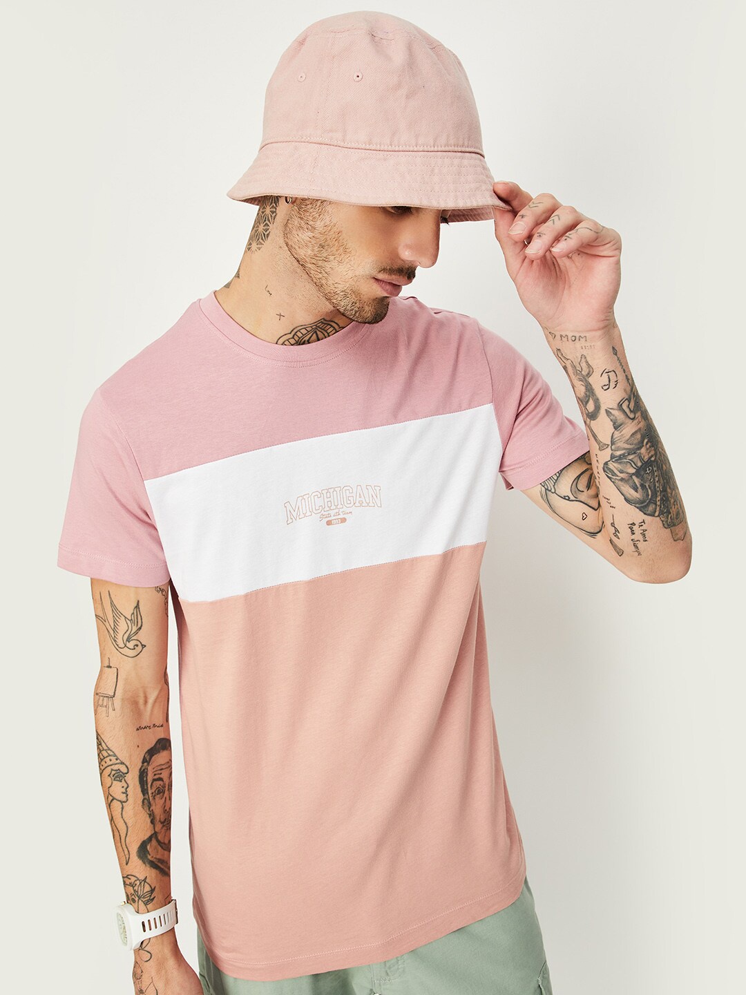 

max Typography Printed Round Neck Cotton T-shirt, Pink