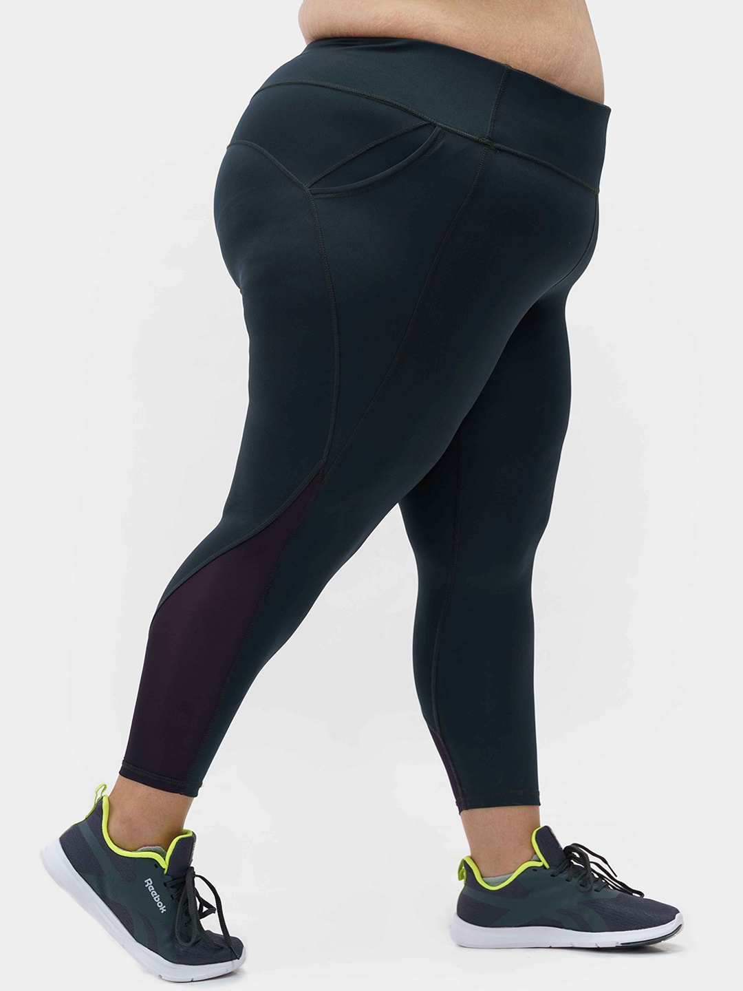 

SPIRIT ANIMAL Plus Size Ankle Length Sports Tights, Black