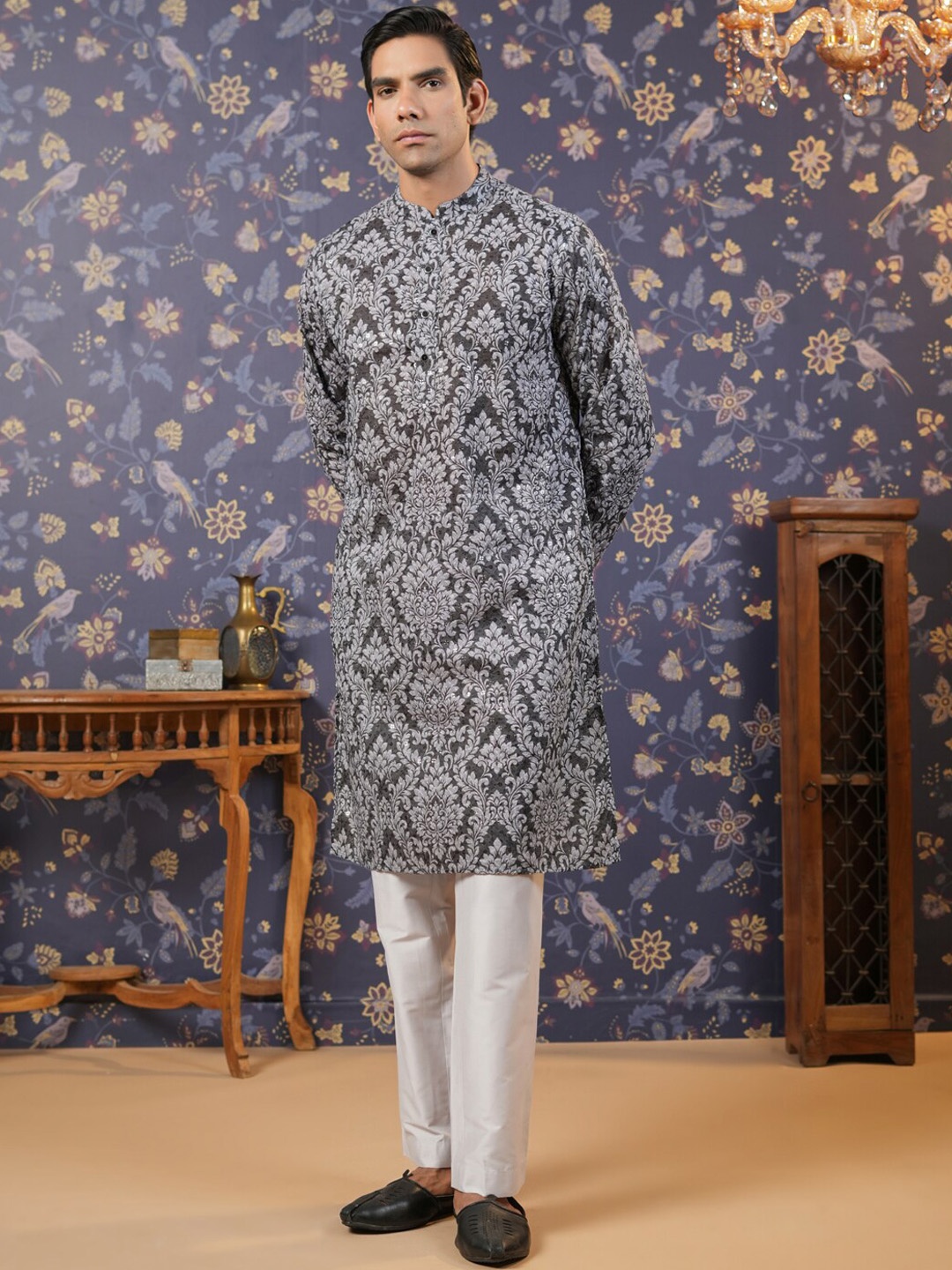 

House of Pataudi Ethnic Motifs Printed Straight Kurta, Black