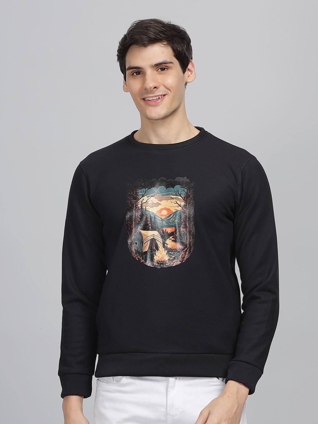 

Parcel Yard Graphic Printed Anti Odour Sweatshirt, Black