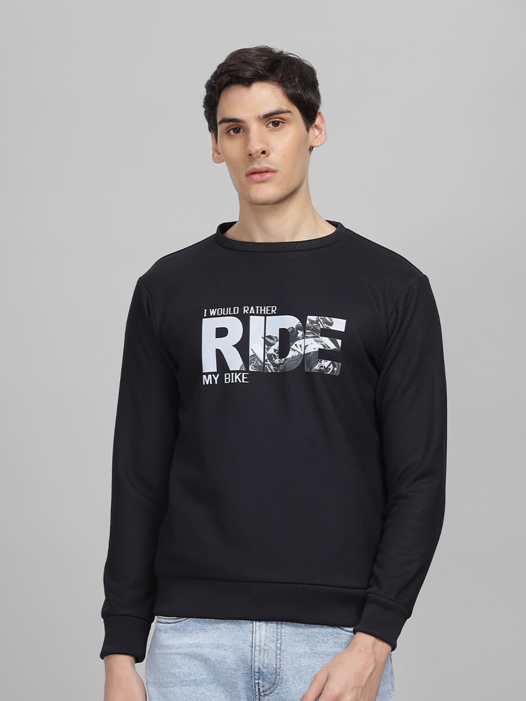 

Parcel Yard Typography Printed Anti Odour Sweatshirt, Black
