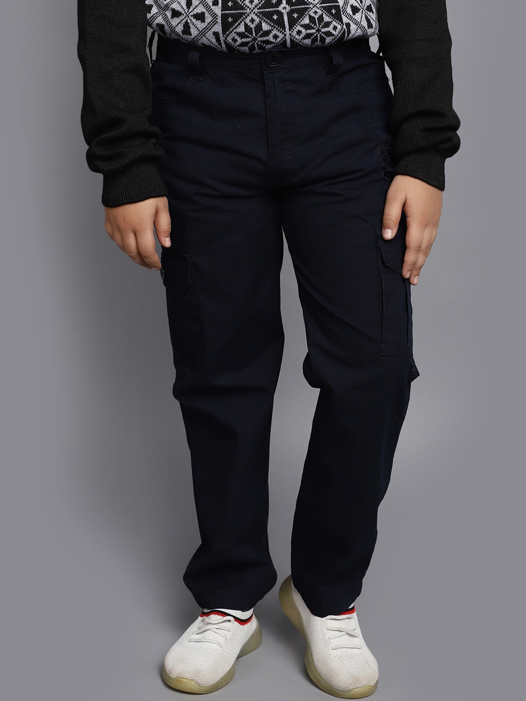 

V-Mart Boys Mid-Rise Cotton Cargo Trousers, Navy blue