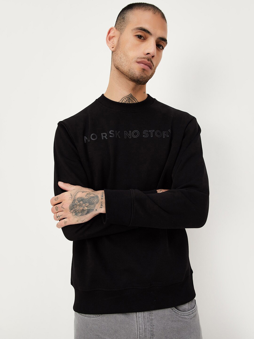 

max Typography Printed Sweatshirt, Black