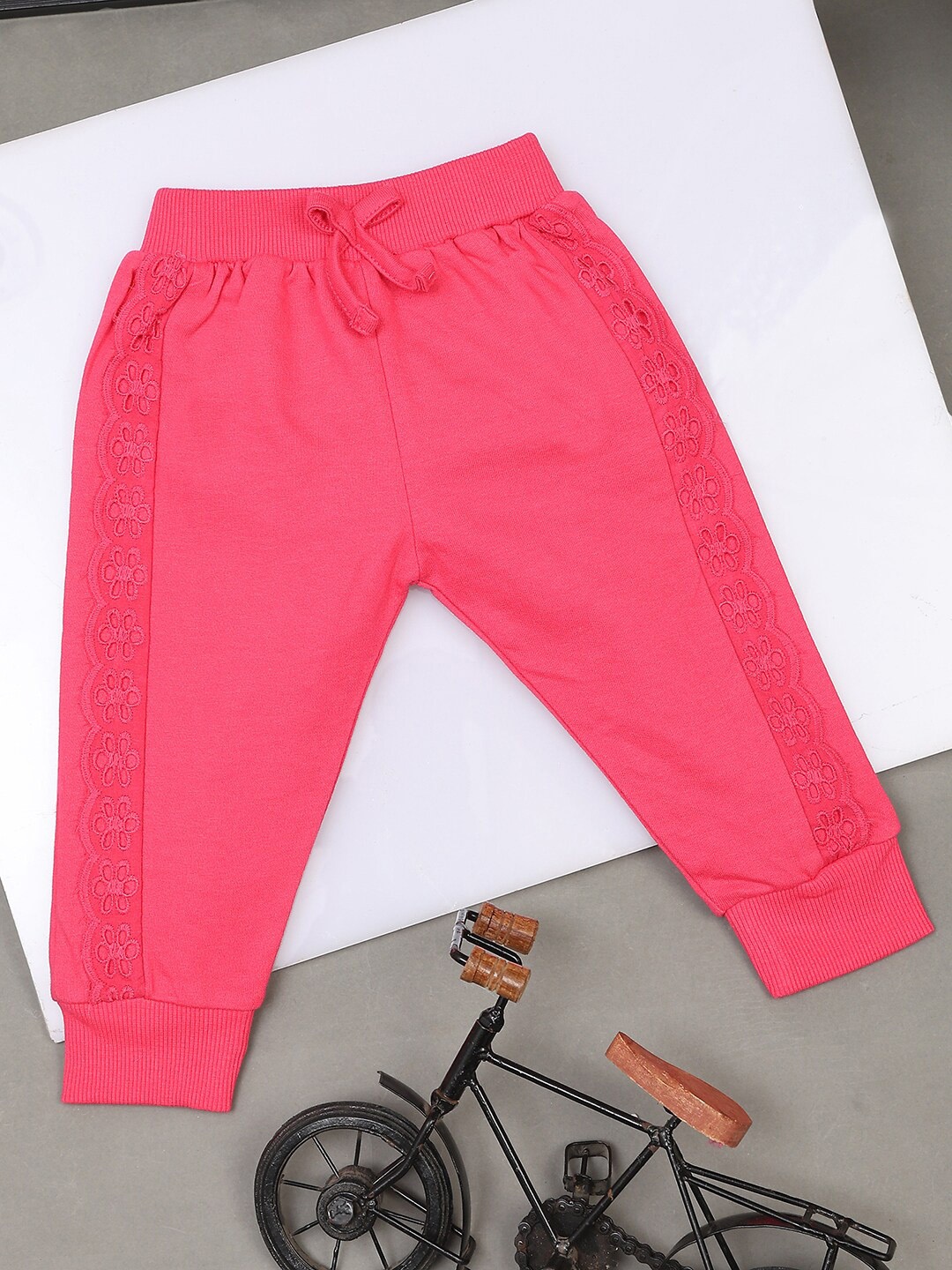 

V-Mart Infants Boys Mid Rise Cotton Joggers, Fuchsia