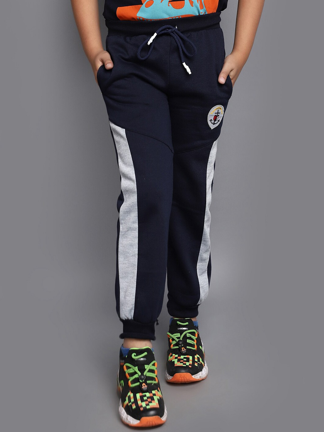 

V-Mart Boys Mid-Rise Colourblocked Cotton Joggers, Navy blue