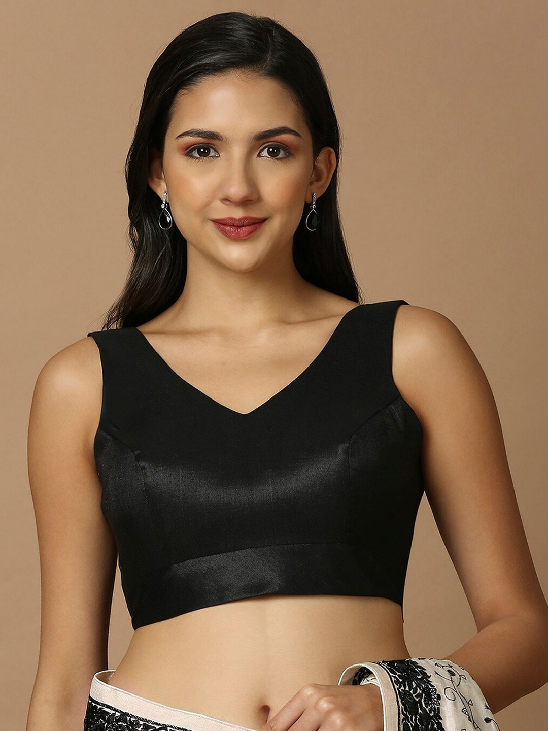 

SALWAR STUDIO V-Neck Silk Saree Blouse, Black