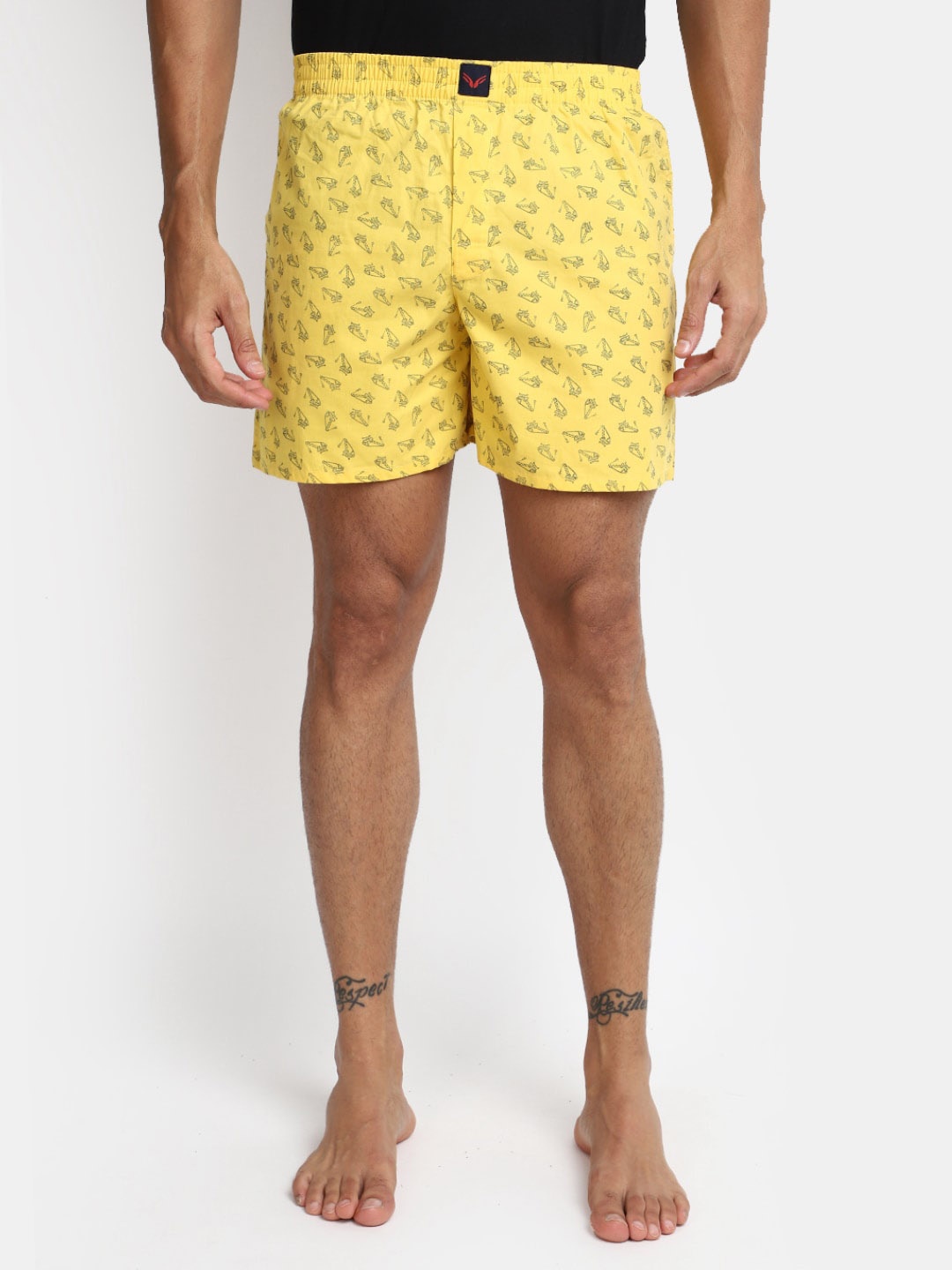 

V-Mart Men Conversational Printed Regular Fit Mid-Rise Cotton Short, Yellow