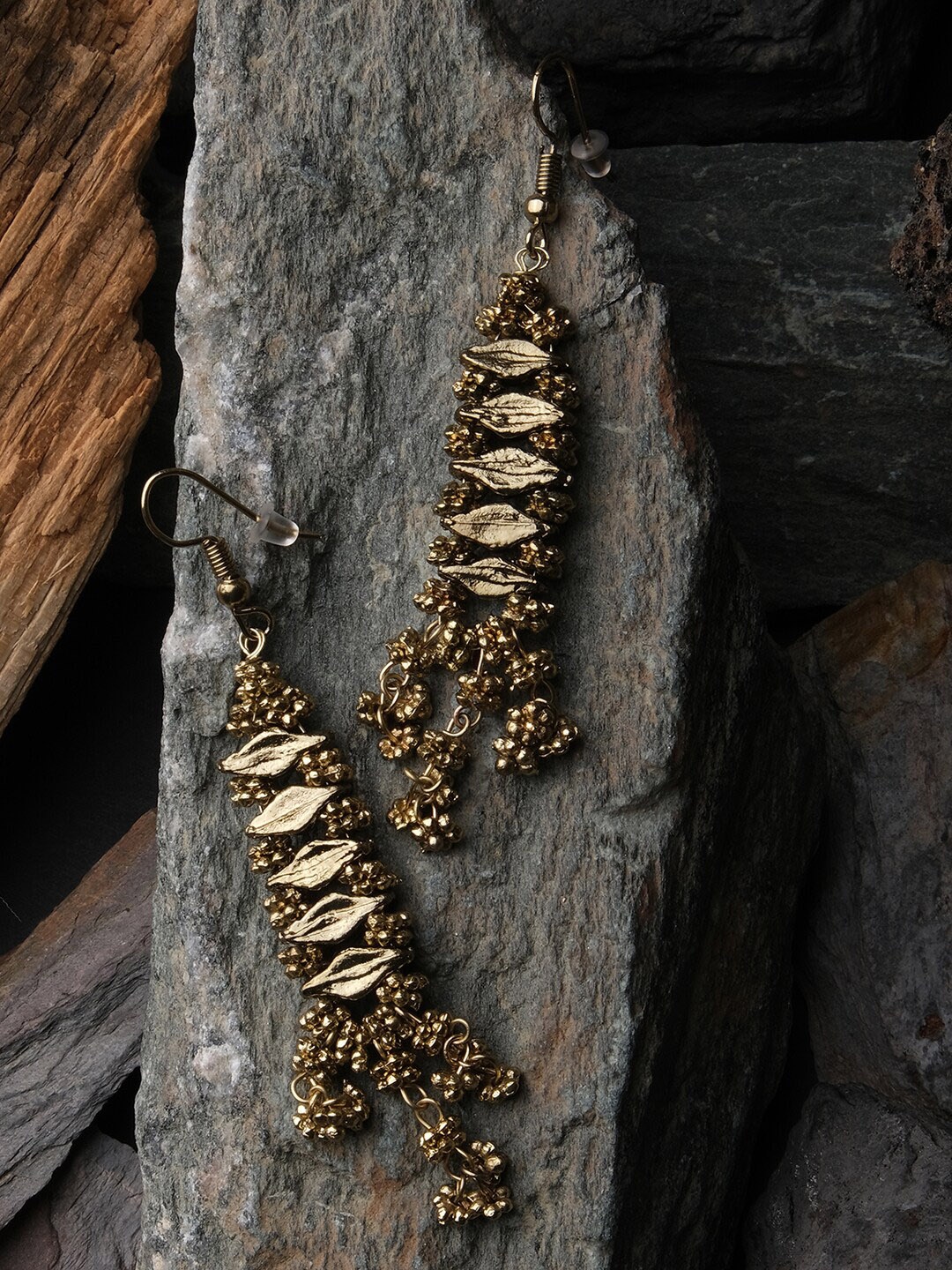 

XPNSV Gold-Plated Contemporary Drop Earrings