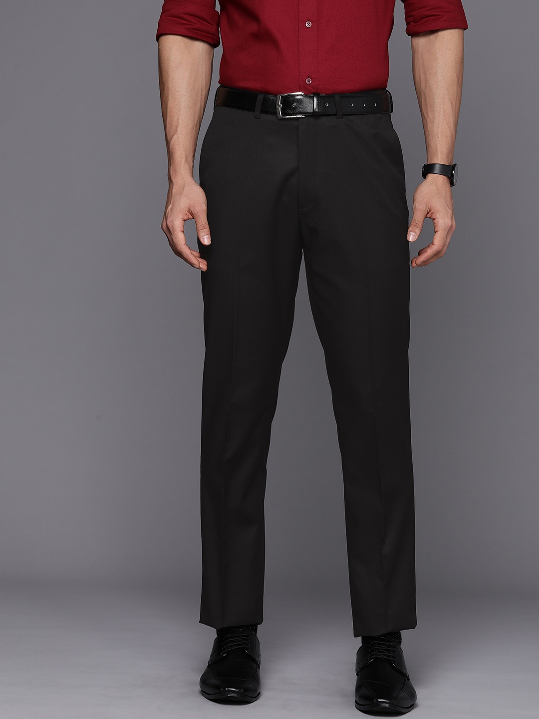 

SUITLTD Men Smart Slim Fit Trousers, Black