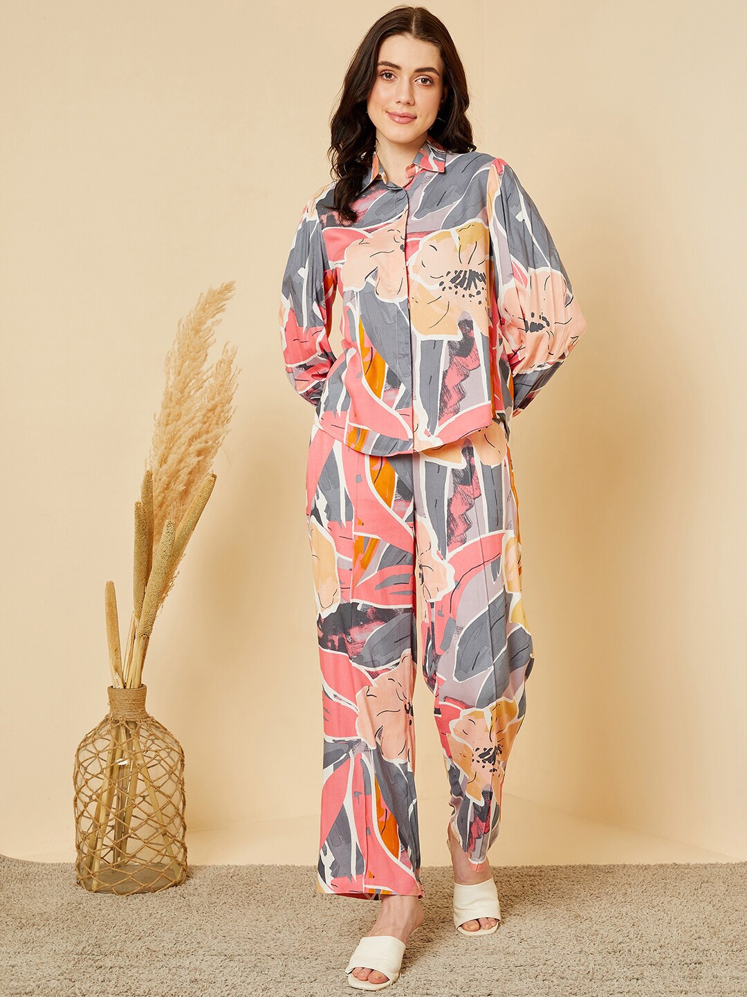 

MAGRE Abstract Printed Shirt & Trousers, Peach