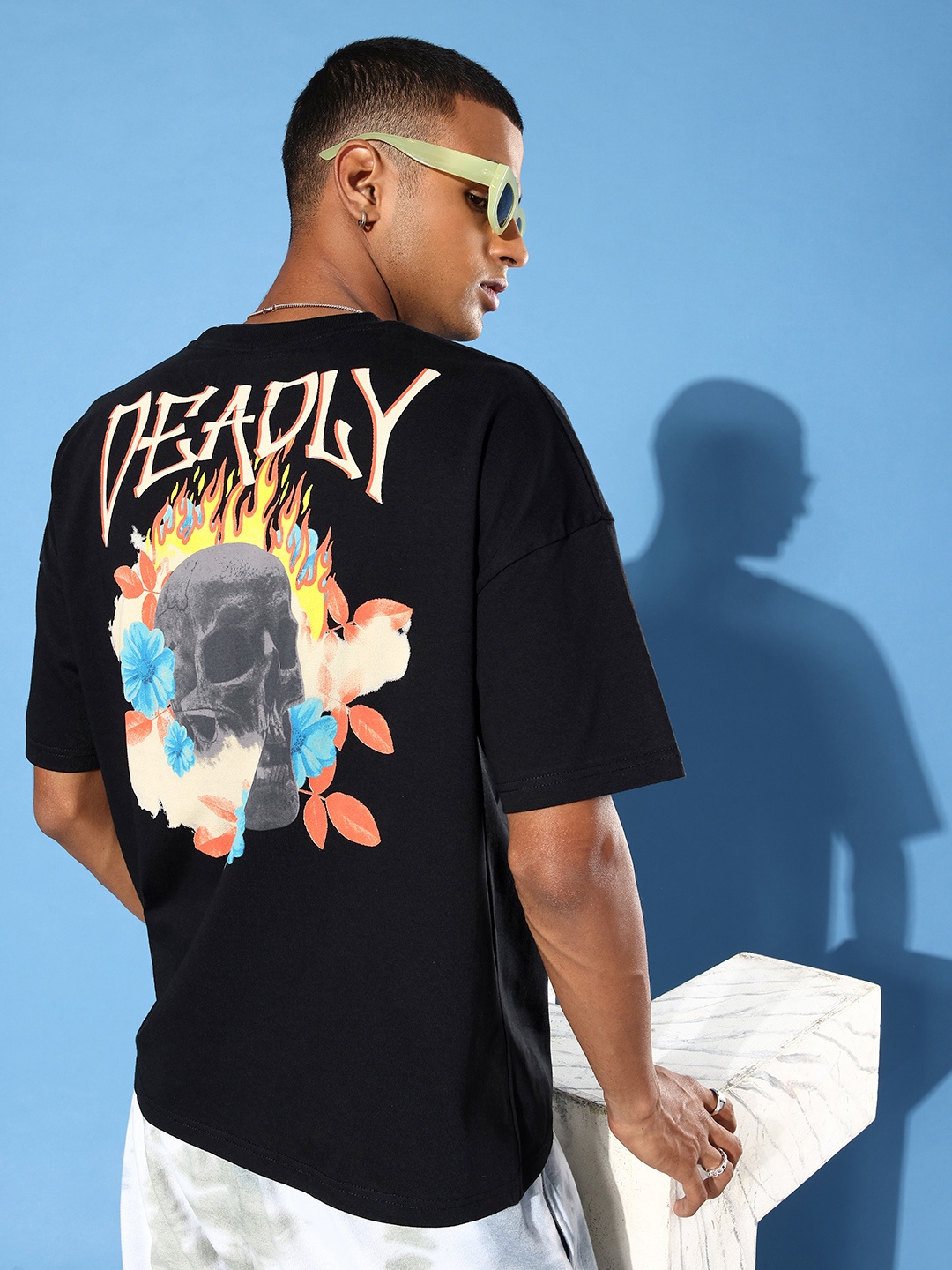 

Stormborn Men Graphic Printed Drop-Shoulder Sleeves Pure Cotton Oversized T-shirt, Black