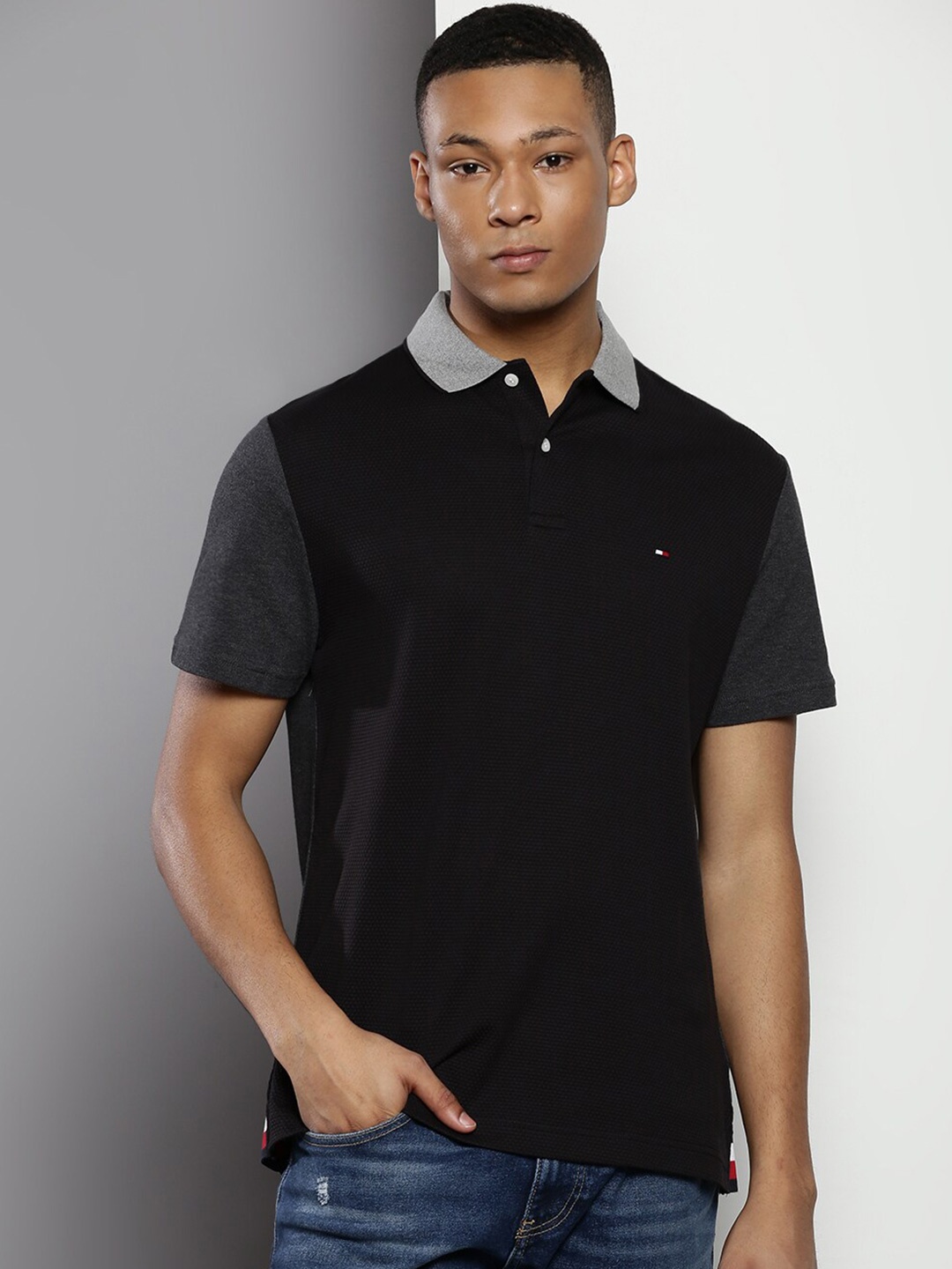 

Tommy Hilfiger Colourblocked Polo Collar Cotton Regular Fit T-shirt, Black