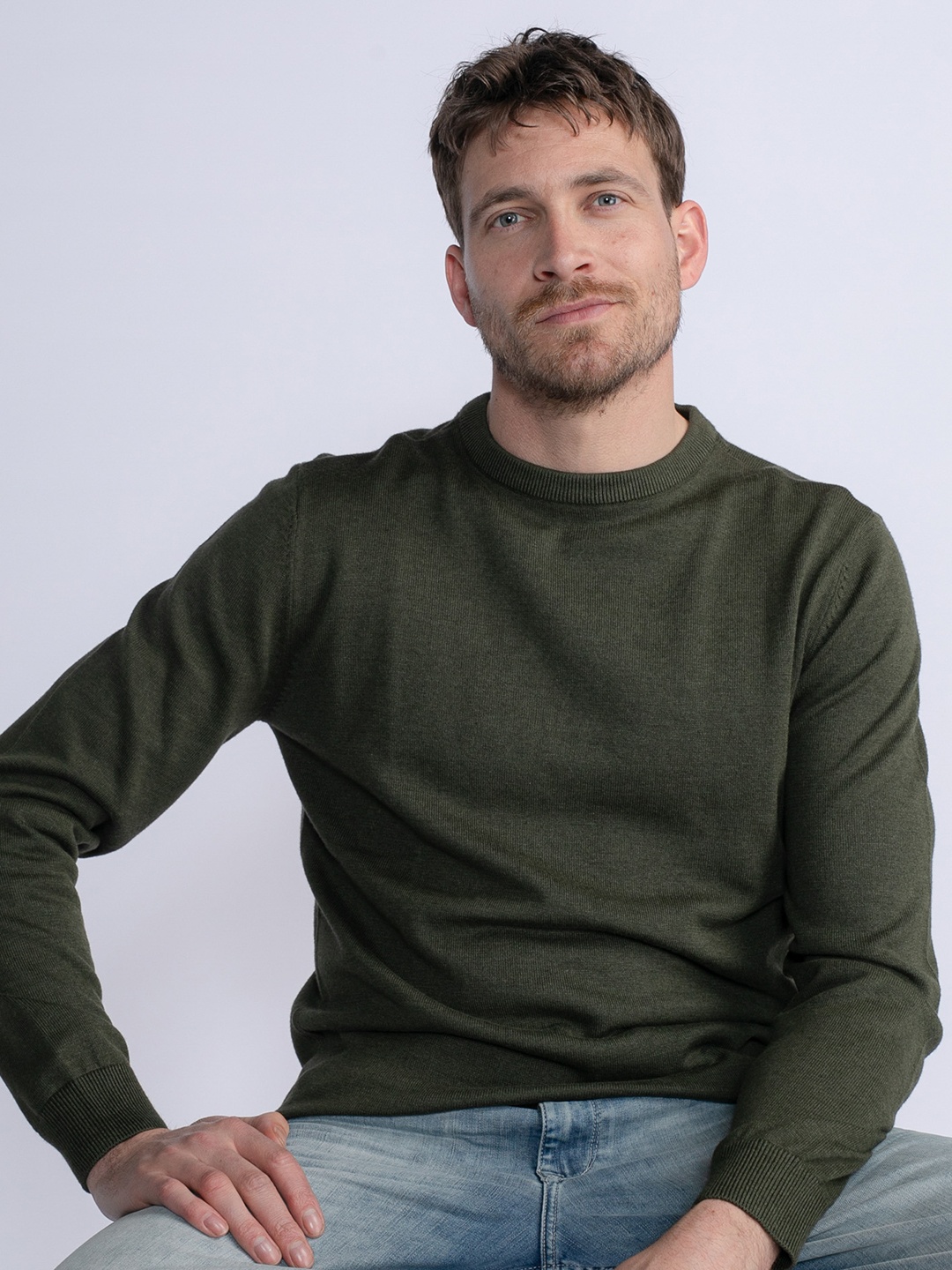 

Petrol Round-Neck Regular Fit Pullover, Olive