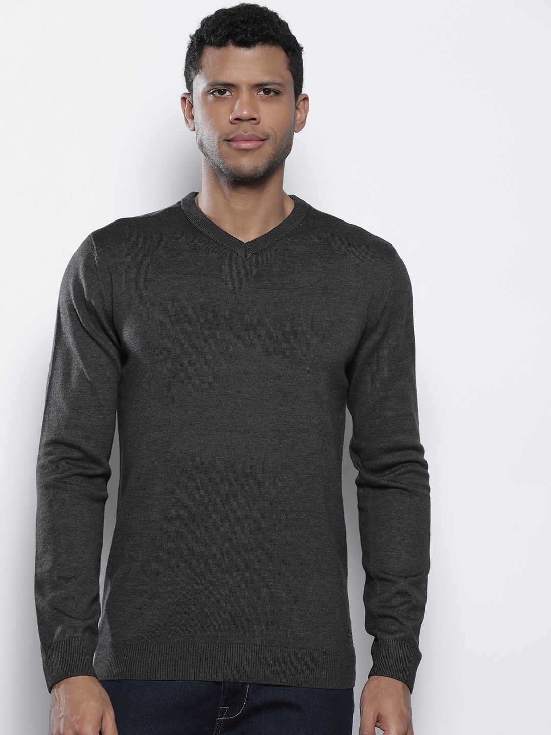 

Petrol Solid V-Neck Pullover, Charcoal