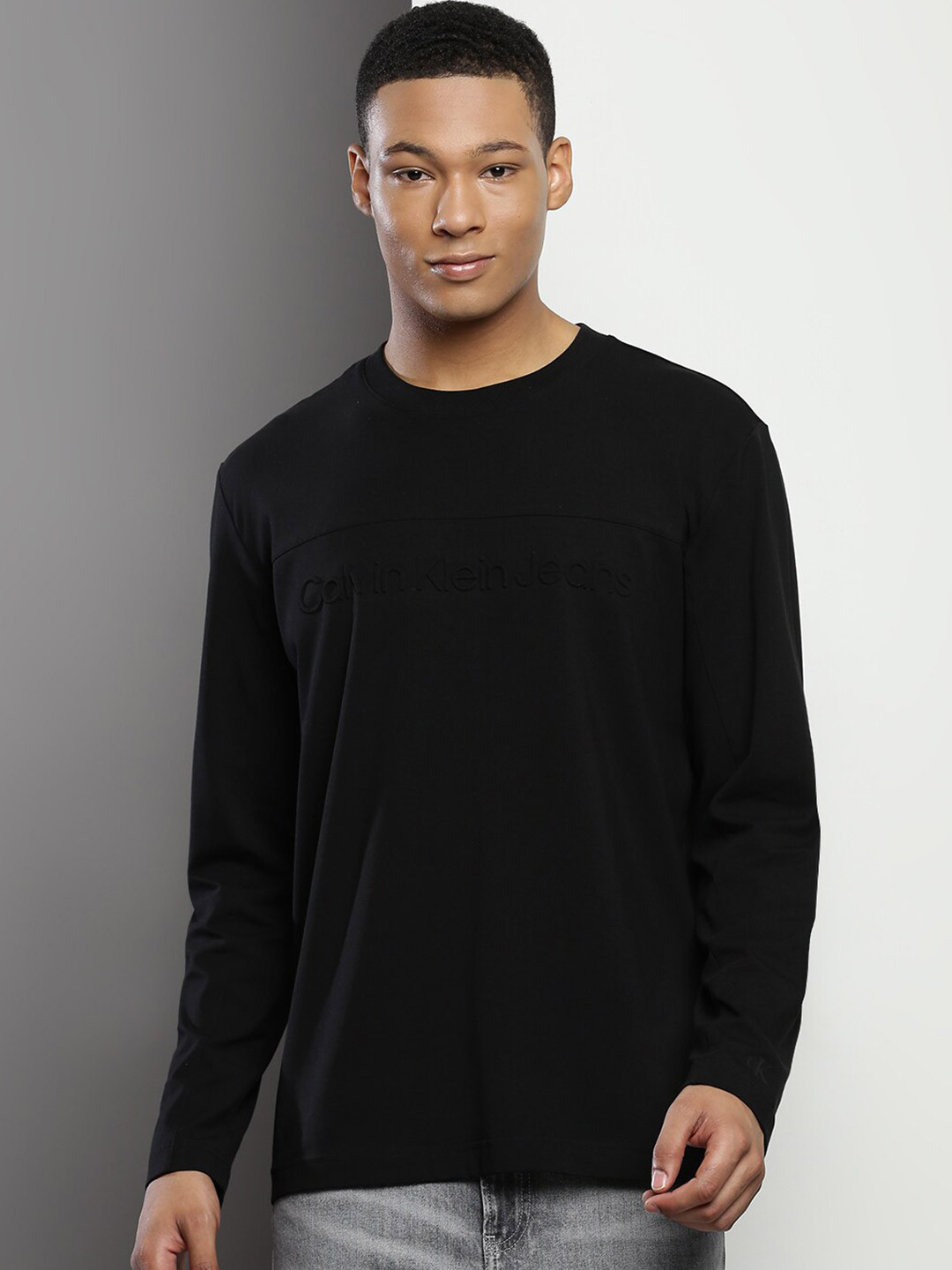 

Calvin Klein Long Sleeves Regular Fit T-shirt, Black