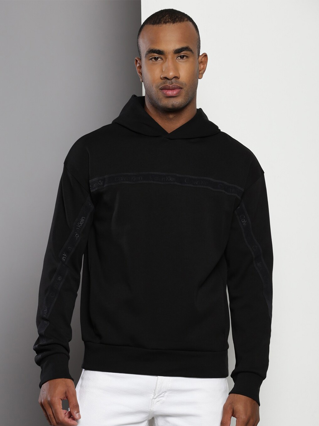

Calvin Klein Jeans Typography Printed Cotton Hooded Pullover, Black