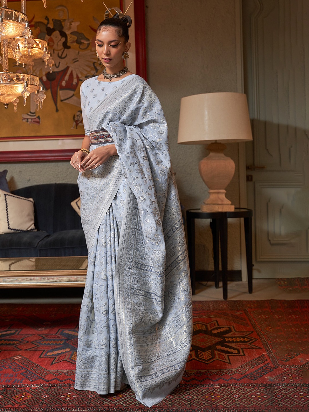 

DEVATITHI Ethnic Motifs Printed Zari Saree, Blue