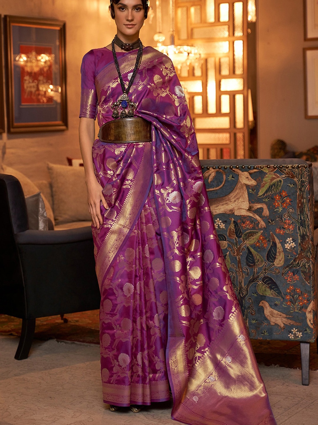 

DEVATITHI Woven Design Zari Kanjeevaram Saree, Purple