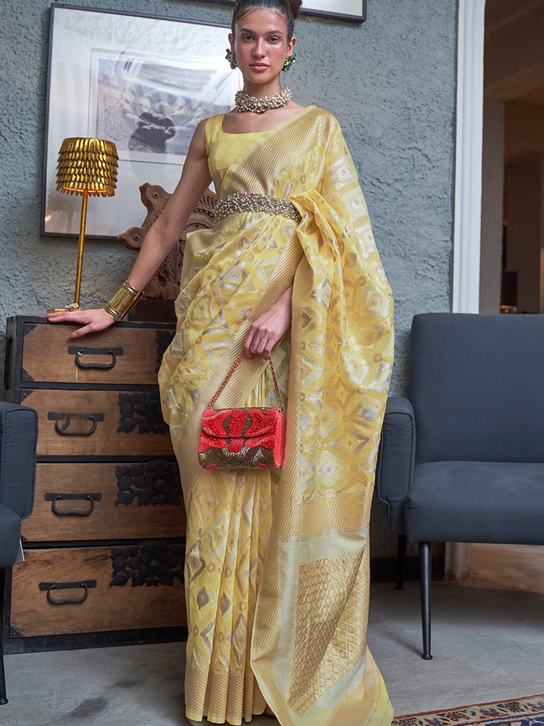 

DEVATITHI Ethnic Motifs Woven Design Zari Saree, Yellow